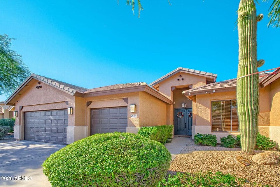 4728 E SPUR Drive, Cave Creek, AZ 85331 — photo 1 of 29