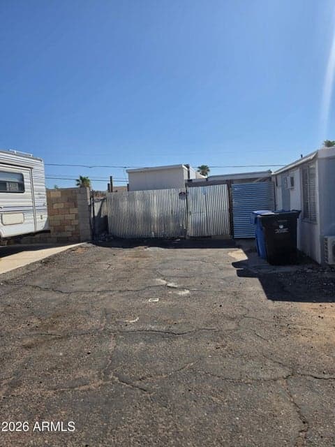 13201 N 19th Place C, Phoenix, AZ 85022 — photo 1 of 6