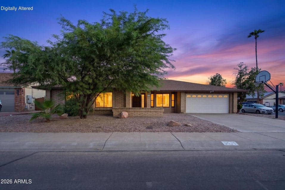 Welcome home to 5531 W. Beryl Avenue!