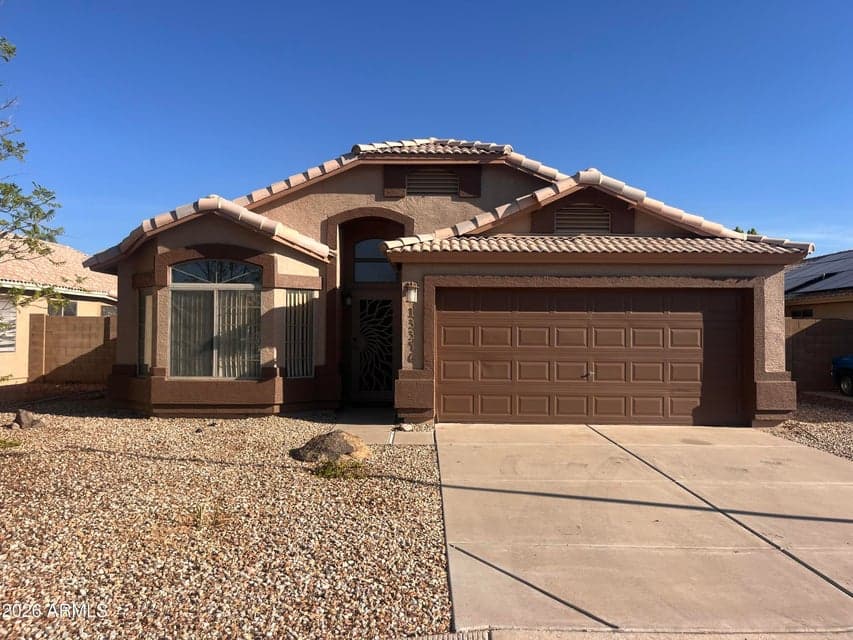 13346 W SAGUARO Lane, Surprise, AZ 85374 — photo 1 of 36
