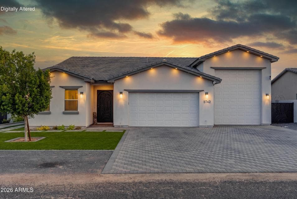 5742 E RED BIRD Lane E, San Tan Valley, AZ 85140 — photo 1 of 37
