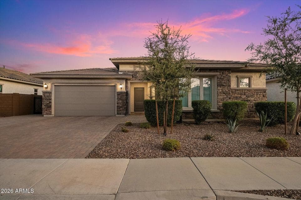 3437 E DALEY Lane, Phoenix, AZ 85050 — photo 1 of 57