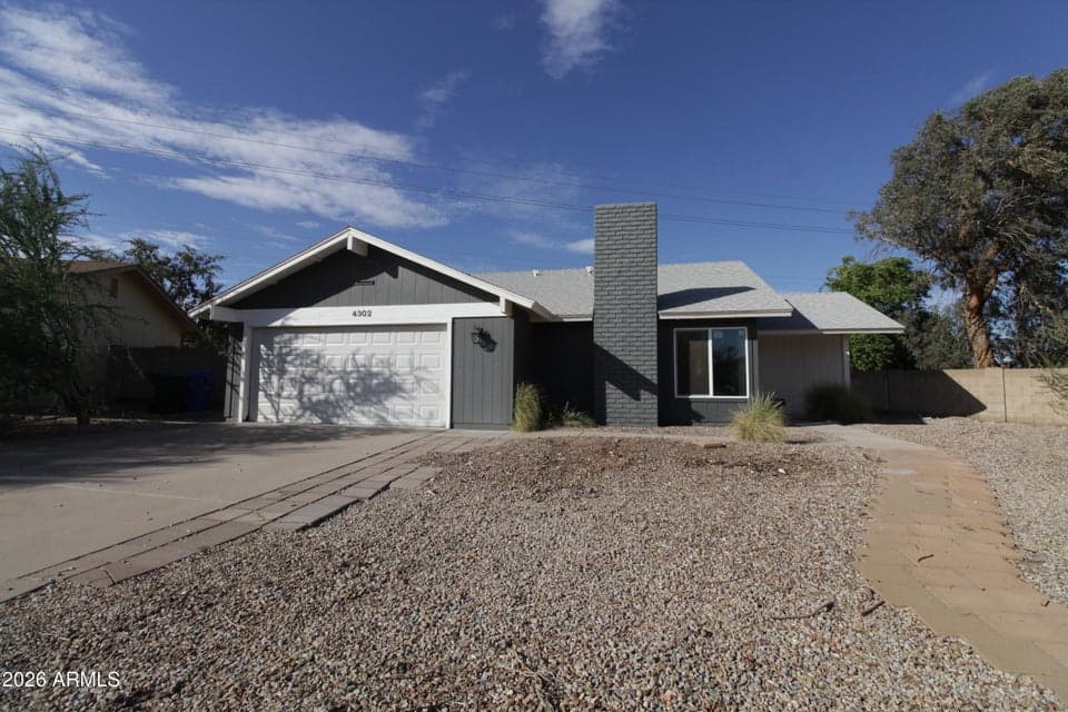 4302 E Jicarilla Street, Phoenix, AZ 85044 — photo 1 of 25