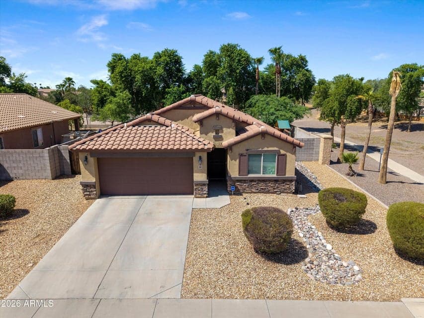 1867 N VISTA Lane, Casa Grande, AZ 85122 — photo 1 of 29