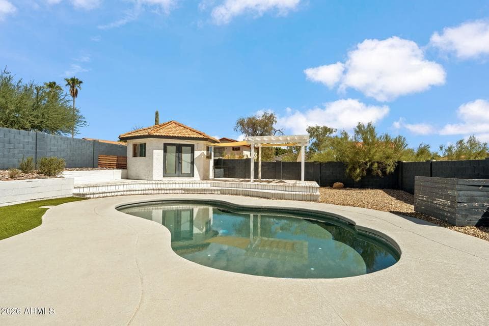 4330 E VAUGHN Drive, Phoenix, AZ 85044 — photo 1 of 34