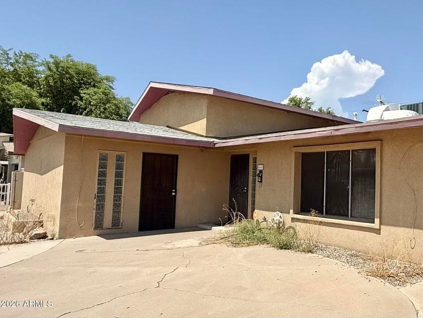 4640 W CAVALIER Drive, Glendale, AZ 85301 — photo 1 of 19