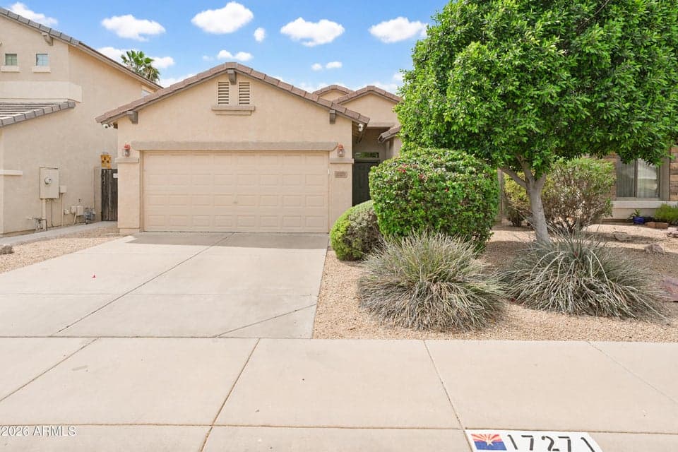 17271 W SMOKEY Drive, Surprise, AZ 85388 — photo 1 of 48