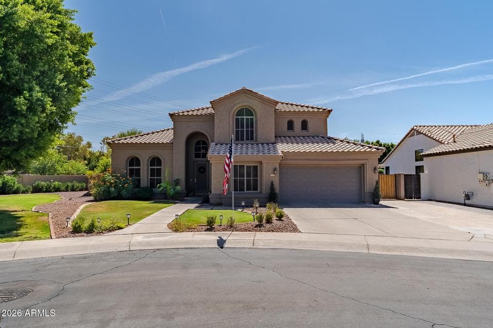 1921 E HEATHER Avenue, Gilbert, AZ 85234 — photo 1 of 48