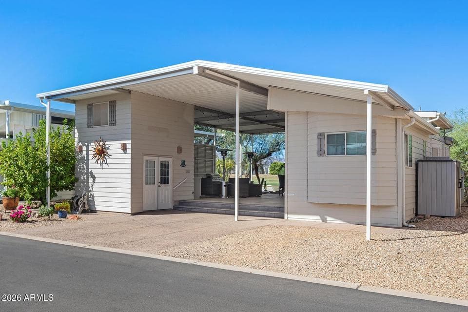 17200 W BELL Road 1068, Surprise, AZ 85374 — photo 1 of 46
