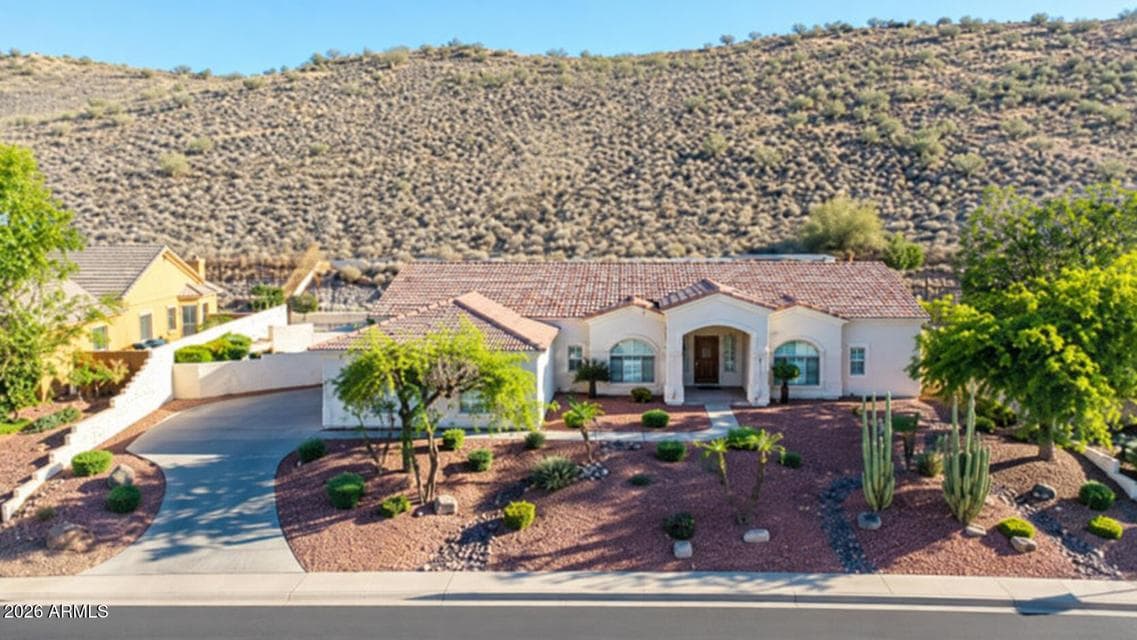 5949 W PINNACLE HILL Drive, Glendale, AZ 85310 — photo 1 of 61