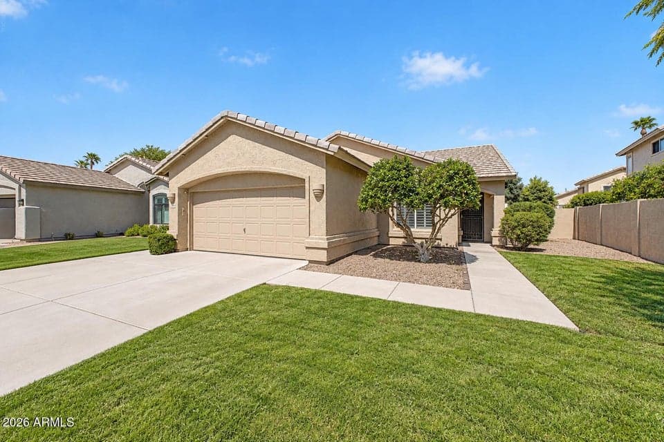 2430 W HEMLOCK Way, Chandler, AZ 85248 — photo 1 of 30