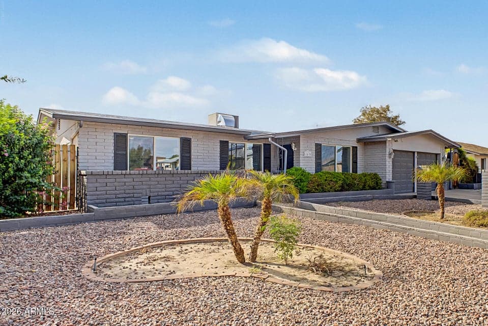 11430 N 37TH Avenue, Phoenix, AZ 85029 — photo 1 of 42