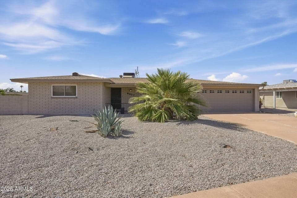 6337 E DES MOINES Street, Mesa, AZ 85205 — photo 1 of 24