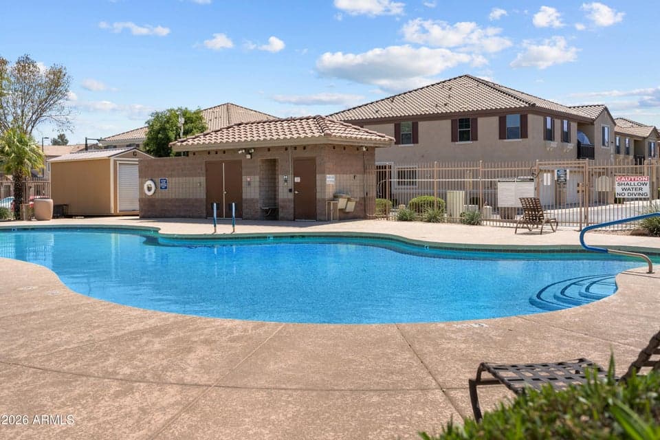 1523 N 81ST Drive, Phoenix, AZ 85043 — photo 1 of 23