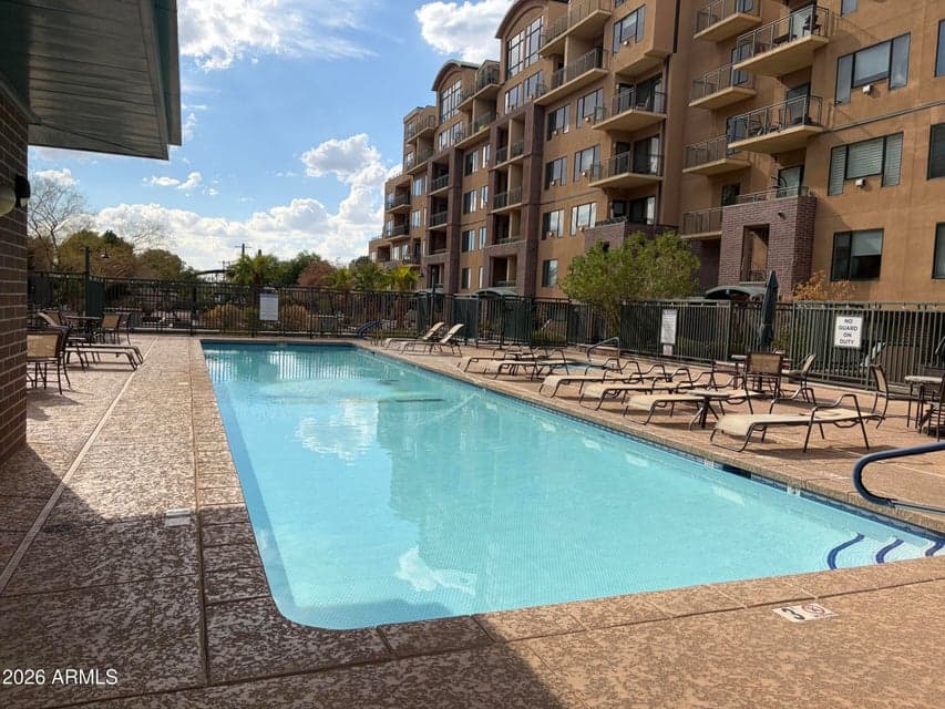 17 W VERNON Avenue 612, Phoenix, AZ 85003 — photo 1 of 25