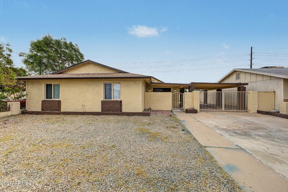 4630 E SOUTHERN Avenue, Phoenix, AZ 85042 — photo 1 of 30