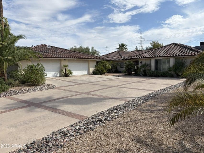 9331 N 111TH Drive, Sun City, AZ 85351 — photo 1 of 28