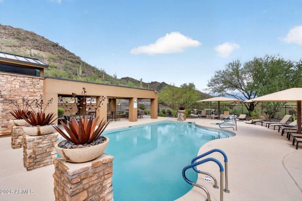 HEATED POOL