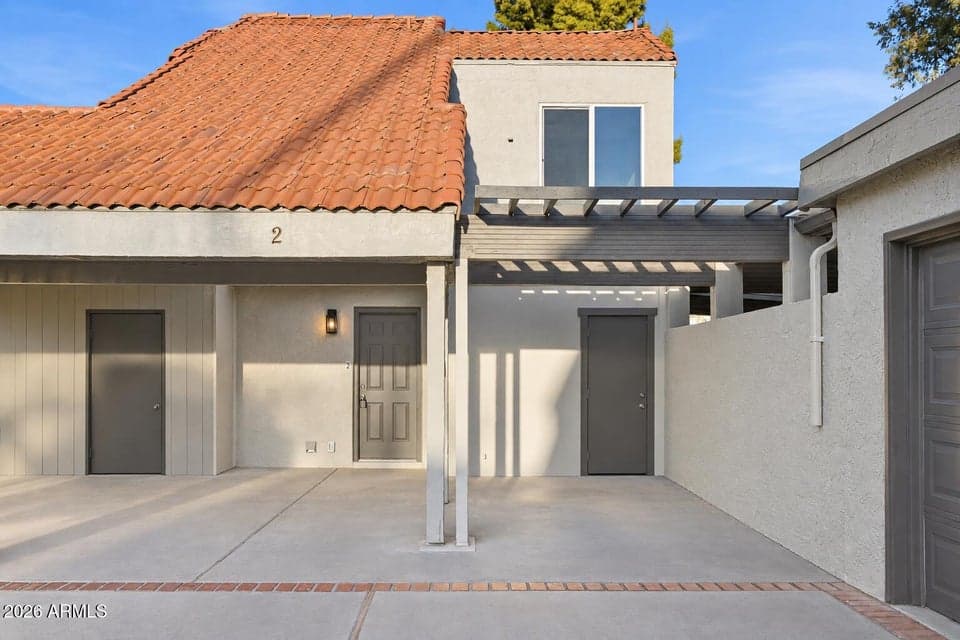 2416 W CARIBBEAN Lane 2, Phoenix, AZ 85023 — photo 1 of 25