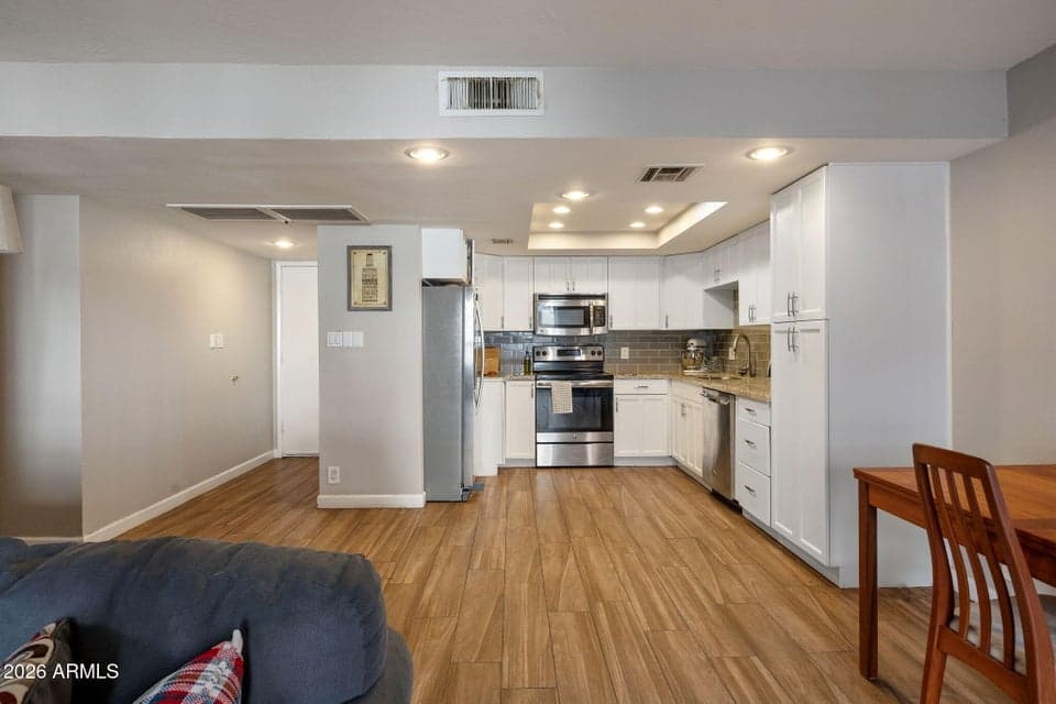 7940 E CAMELBACK Road 205, Scottsdale, AZ 85251 — photo 1 of 18