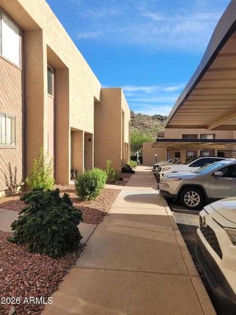 1601 W Sunnyside Drive N 141, Phoenix, AZ 85029 — photo 1 of 4