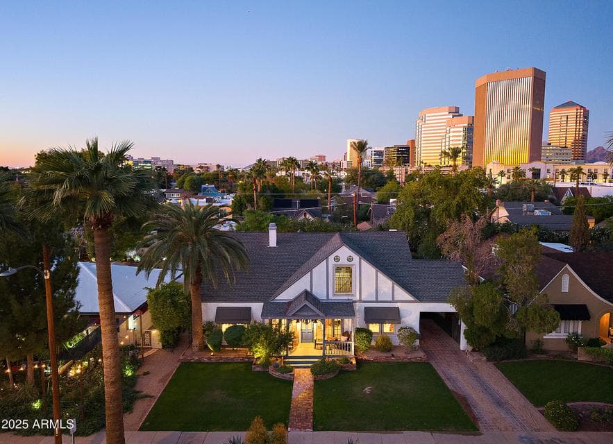 38 W VERNON Avenue, Phoenix, AZ 85003 — photo 1 of 32
