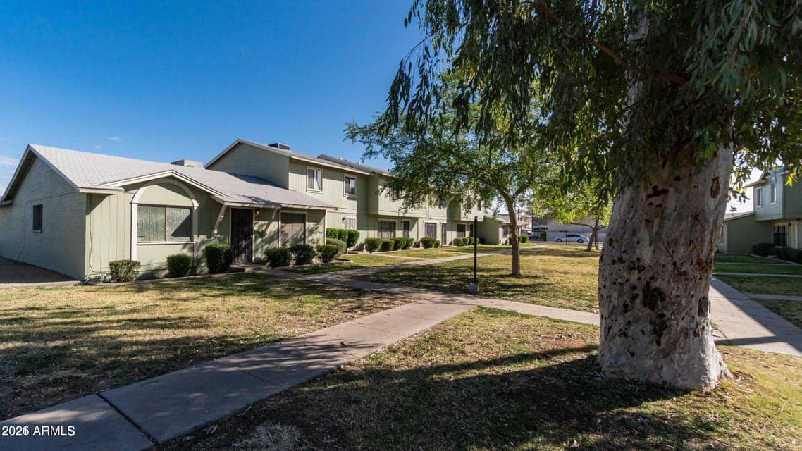 2605 W Wolf Street, Phoenix, AZ 85017 — photo 1 of 7