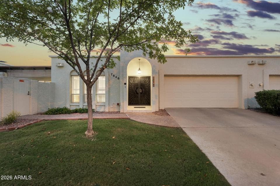 Perfect year round residence or winter lock & leave home!