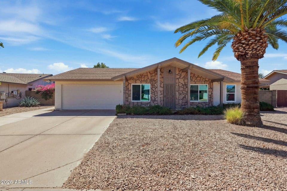 5145 E BANNOCK Street, Phoenix, AZ 85044 — photo 1 of 40
