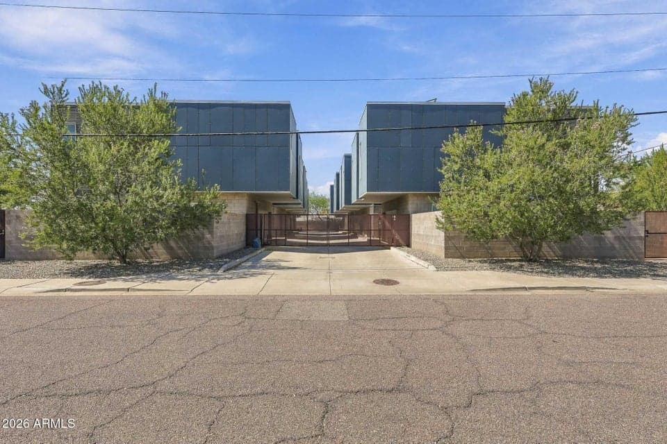 4410 N 27TH Street 6, Phoenix, AZ 85016 — photo 1 of 31