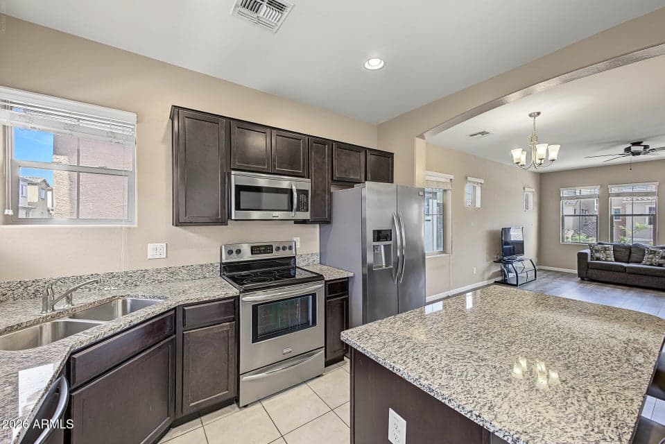 2008 N 77TH Lane, Phoenix, AZ 85035 — photo 1 of 32