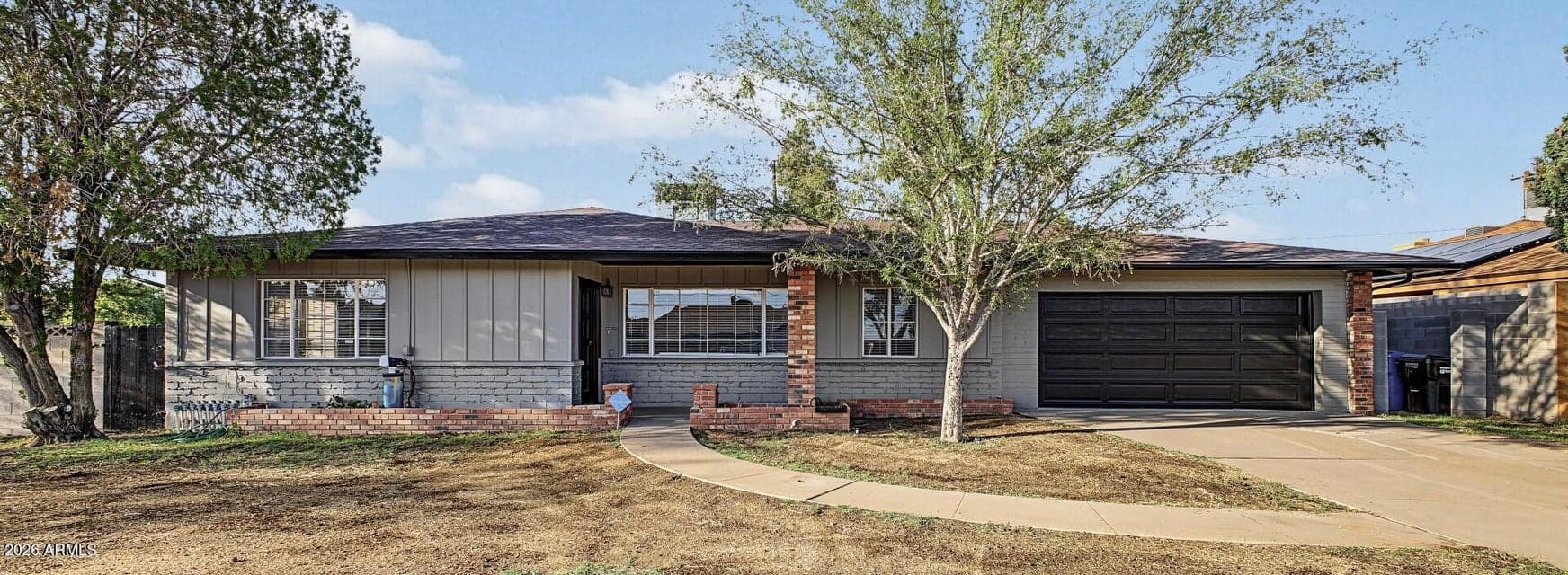 2320 W ANDERSON Avenue, Phoenix, AZ 85023 — photo 1 of 54