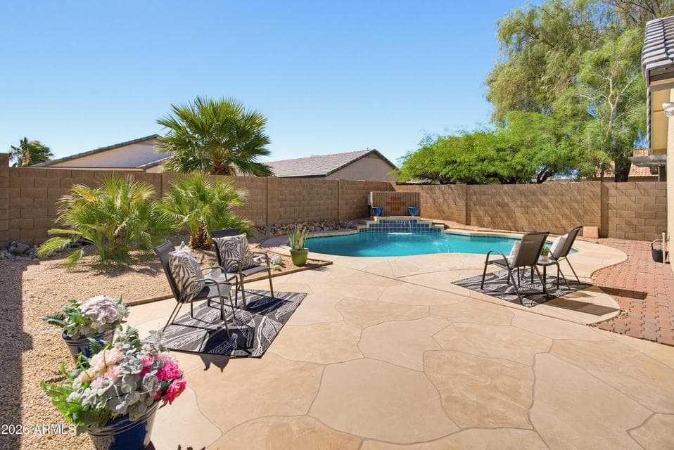3007 W Zachary Drive, Phoenix, AZ 85027 — photo 1 of 22