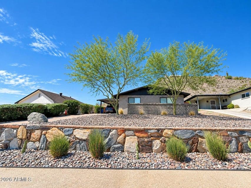 9606 N 7TH Avenue, Phoenix, AZ 85021 — photo 1 of 47