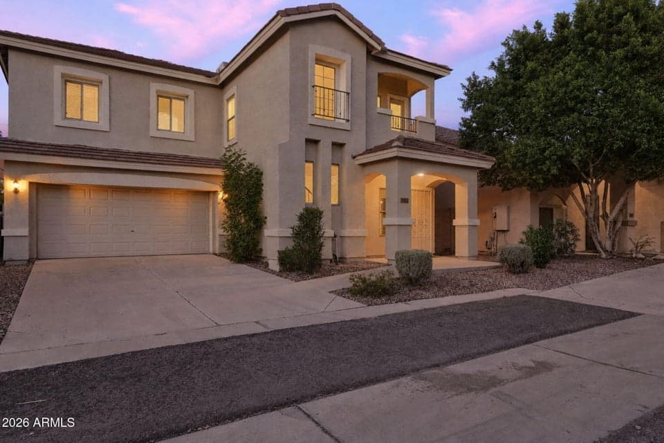 3008 E Kings Avenue, Phoenix, AZ 85032 — photo 1 of 33