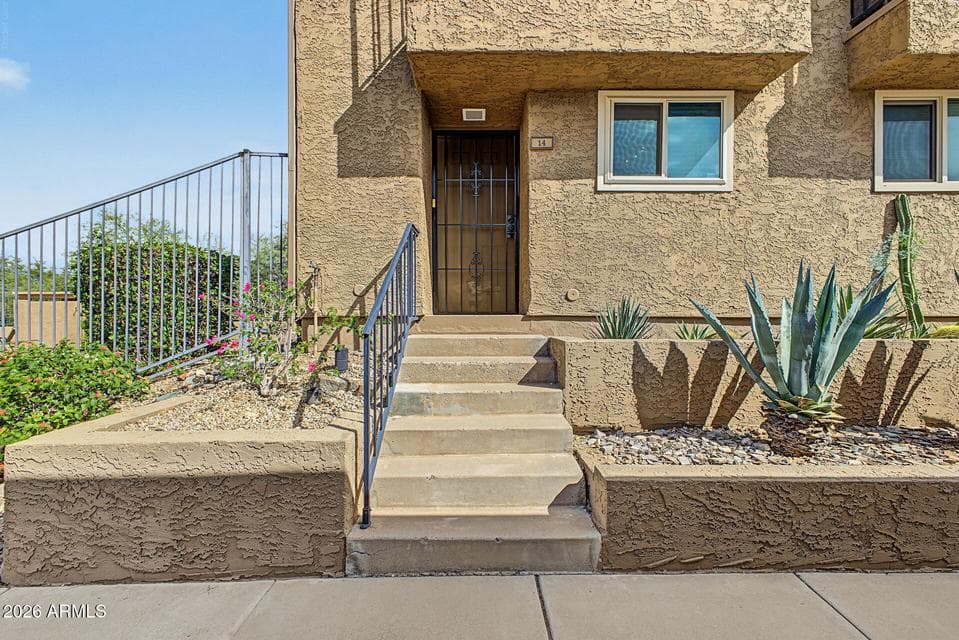 1545 E SAHUARO Drive 14, Phoenix, AZ 85020 — photo 1 of 32