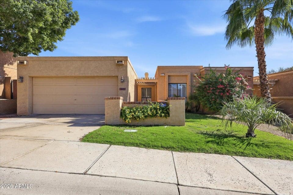 10621 N 9TH Street, Phoenix, AZ 85020 — photo 1 of 45