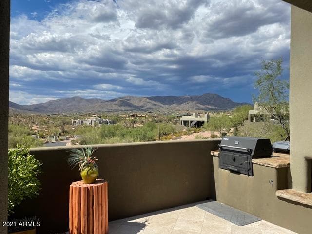 9915 E GRAYTHORN Drive, Scottsdale, AZ