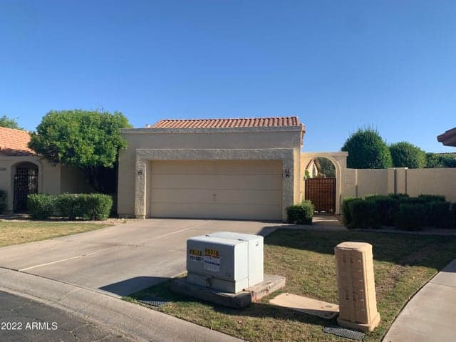 133 W RANCH Road, Tempe, AZ
