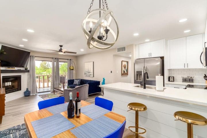 8649 E ROYAL PALM Road #217, Scottsdale, AZ