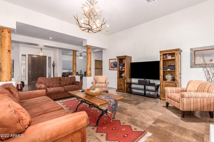 5872 E RED DOG Drive, Cave Creek, AZ