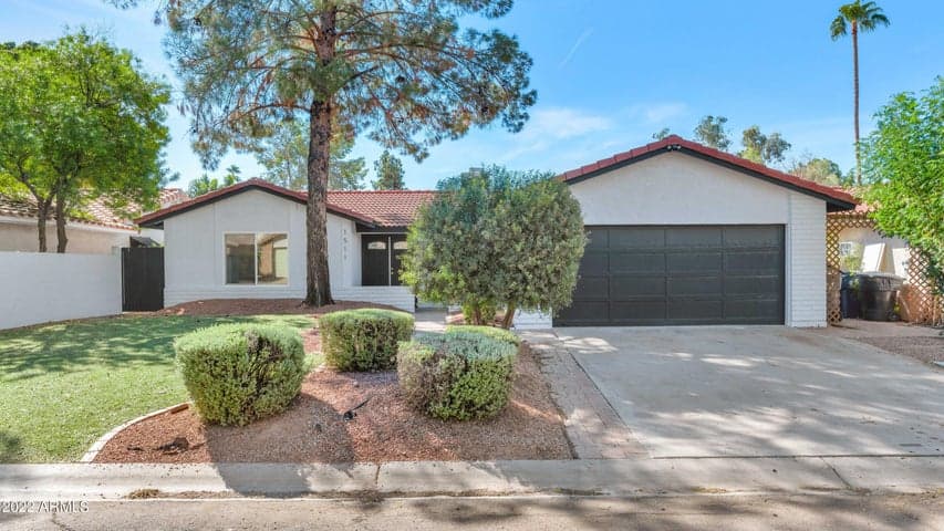 1511 E Edgewater Drive, Tempe, AZ