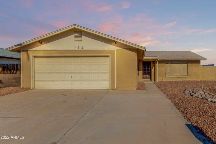 114 W HUNTER Street, Mesa, AZ