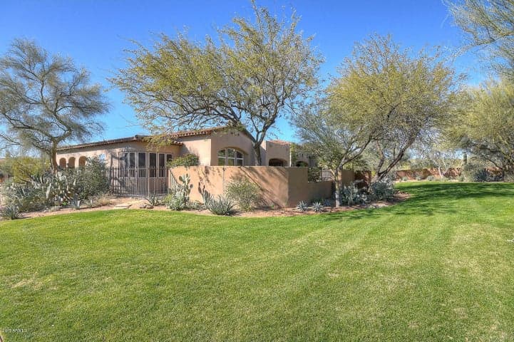 8890 E FLATHORN Drive, Scottsdale, AZ