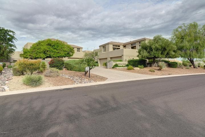 13606 N CAMBRIA Drive #208, Fountain Hills, AZ