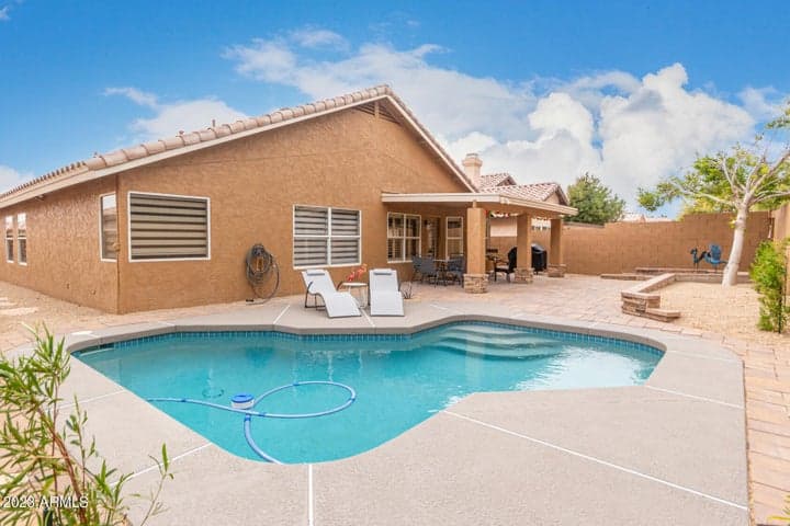 8820 W KINGS Avenue, Peoria, AZ