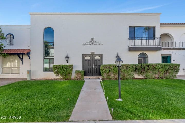 7740 E Camelback Road, Scottsdale, AZ