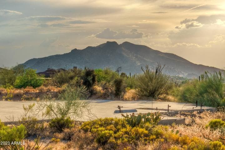 36264 N SUN ROCK Way #7, Carefree, AZ