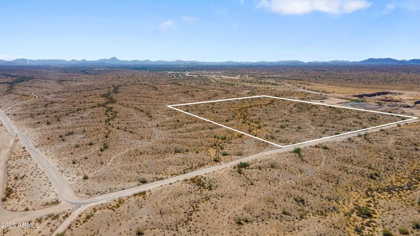 31900 W CAMELBACK Road #1, Tonopah, AZ
