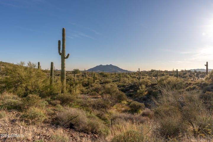 7347 E CONTINENTAL MTN ESTS Drive #9, Cave Creek, AZ